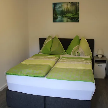 Laguna - & Stadt Perfekt Kombiniert Apartman Villach